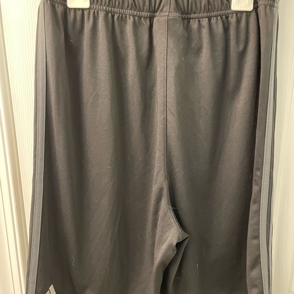 Adidas DC United MLS Embroidered logo shorts - Picture 5 of 5